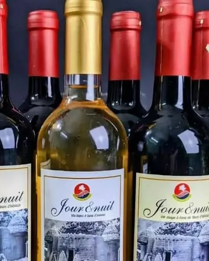 Vin Jour et Nuit blanc (ananas)